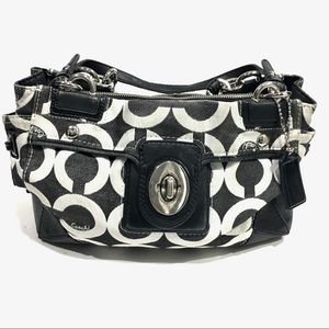 Authentic Coach Peyton handbag